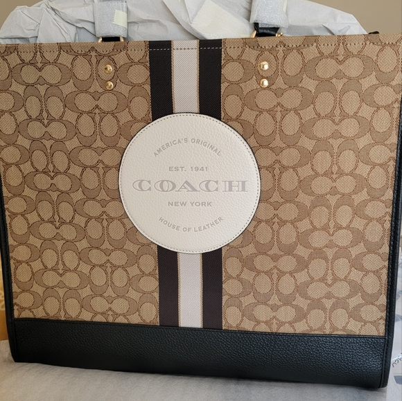 NWT $450 Dempsey Tote 40 In Signature Jacquard With Stripe And Coach Patch - Picture 13 of 13